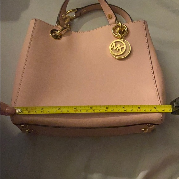 Pink Michael Kors handbag - Picture 4 of 4